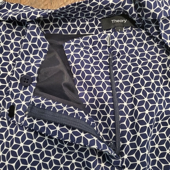 Theory Brilda Geometric Printed Pants Wide Leg Blue White Silk Button Slit 2 New - Picture 8 of 13